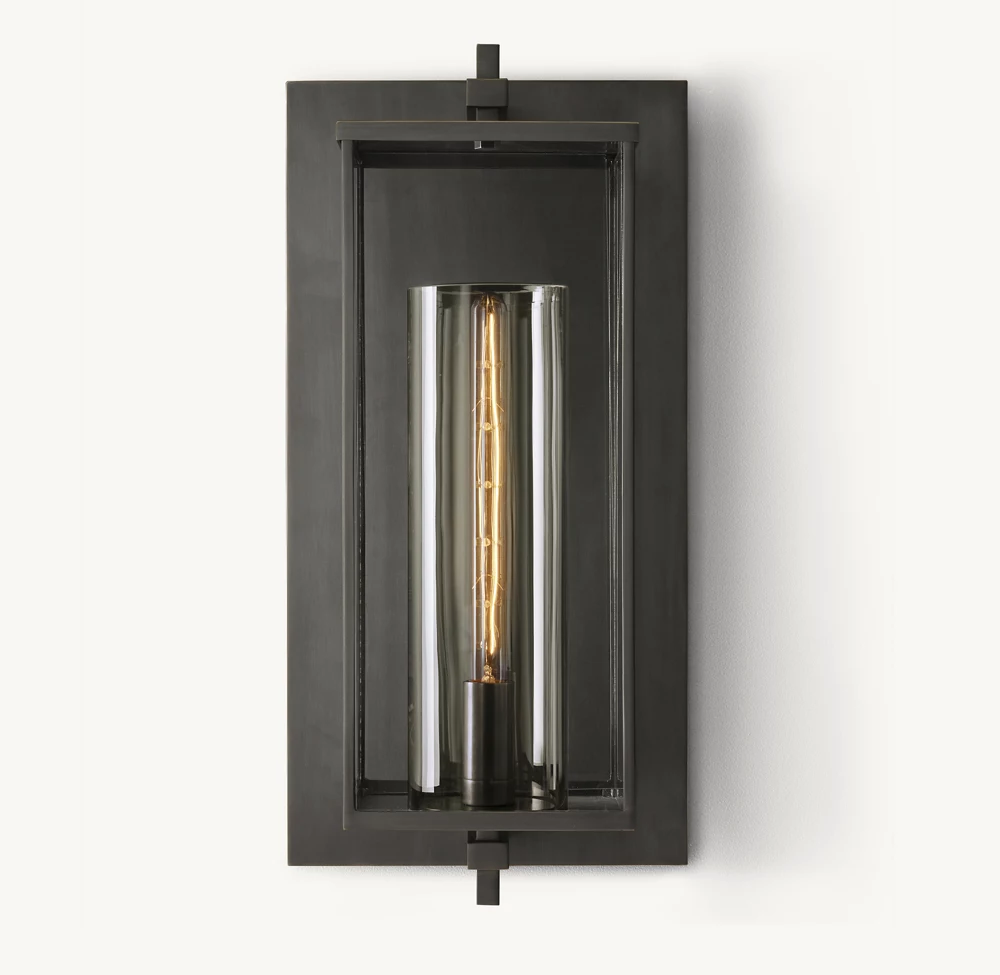 DEVAUX GRAND SQUARE SCONCE - Image 1