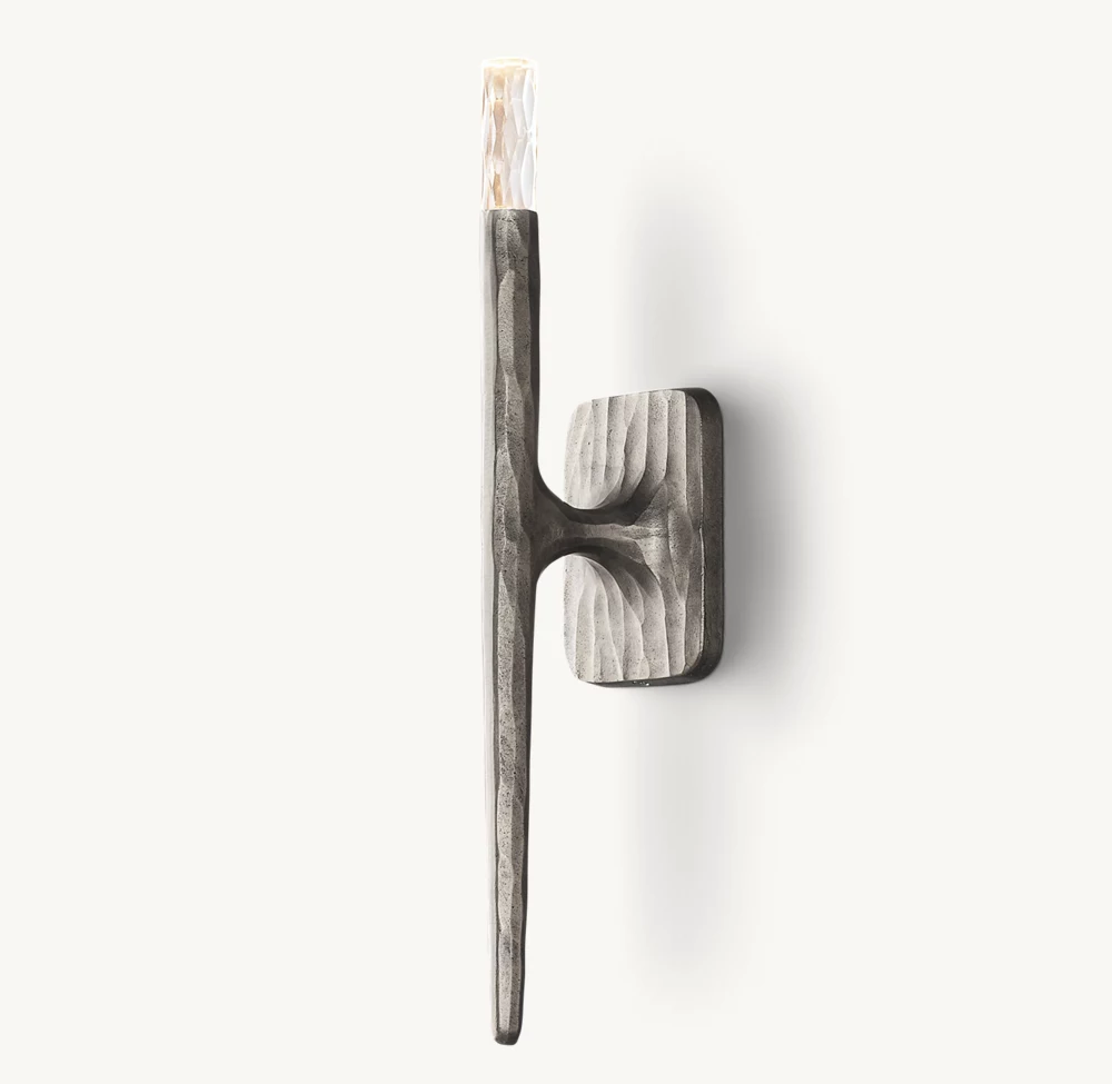 THADDEUS SCONCE - Image 1