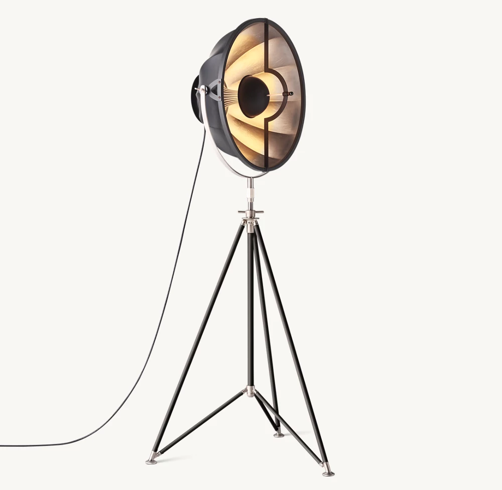 FORTUNY® STUDIO 63 TRIPOD FLOOR LAMP - Image 3