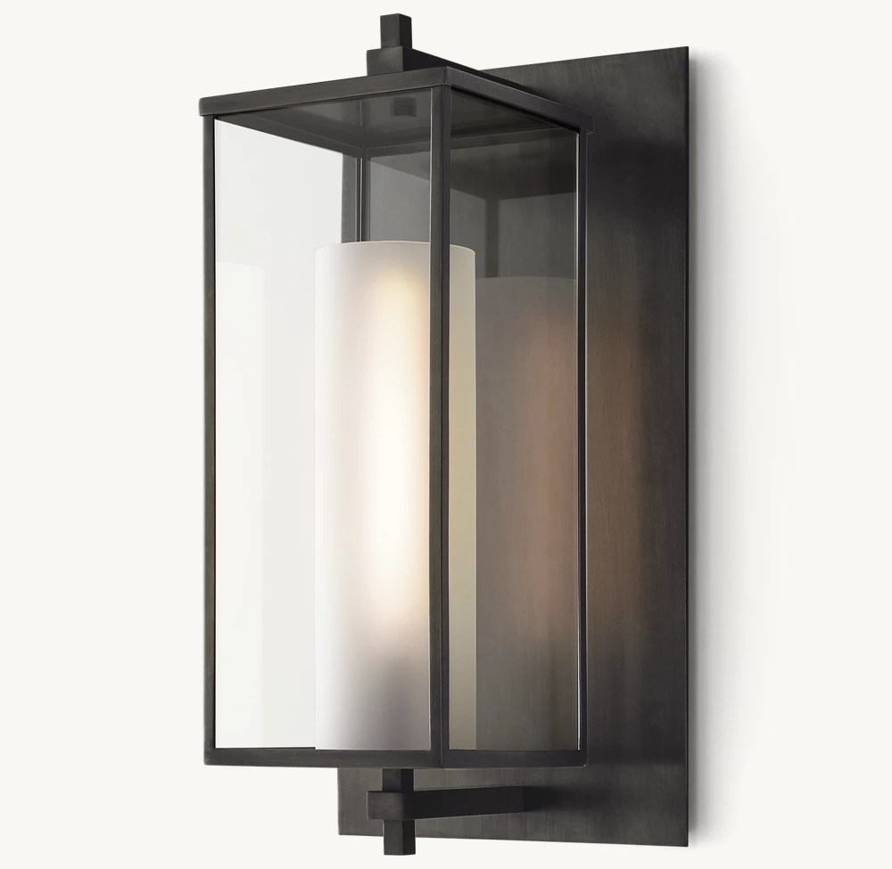 DEVAUX GRAND SQUARE SCONCE - Image 2